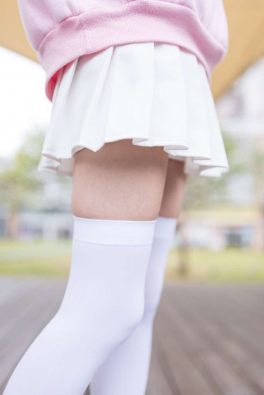 《美丽的田野》